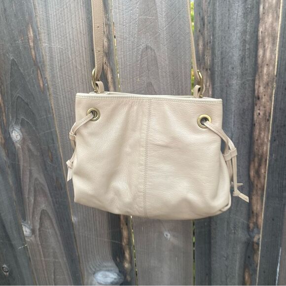 Gerard Darel Handbags - Gerald Dardel beige leather crossbody purse